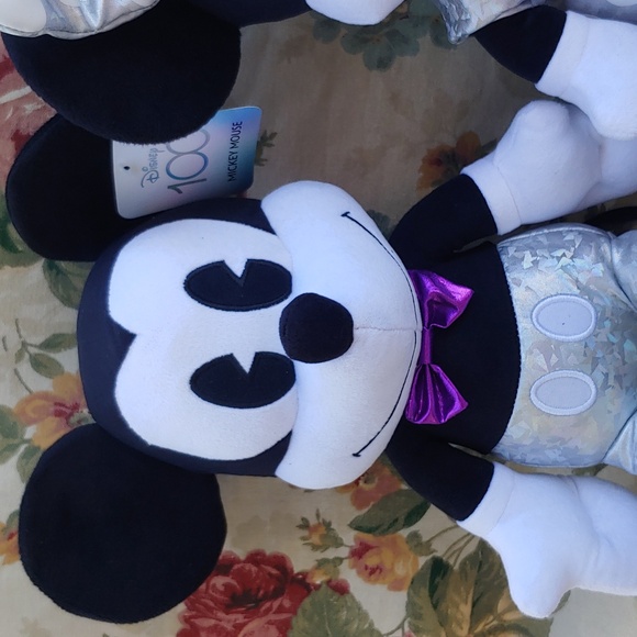 Disney 100 Years of Wonder Plush Mickey & Minnie Set in Silver 17 Inches NWT - Picture 3 of 17